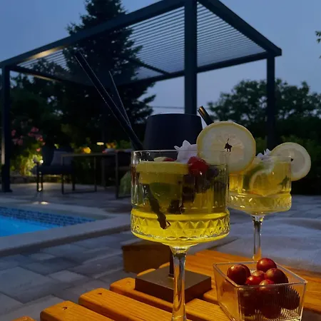Villa Matt *